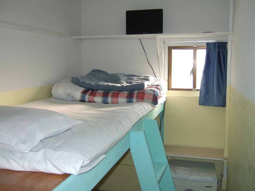 Отель Naha Beach House Экстерьер фото