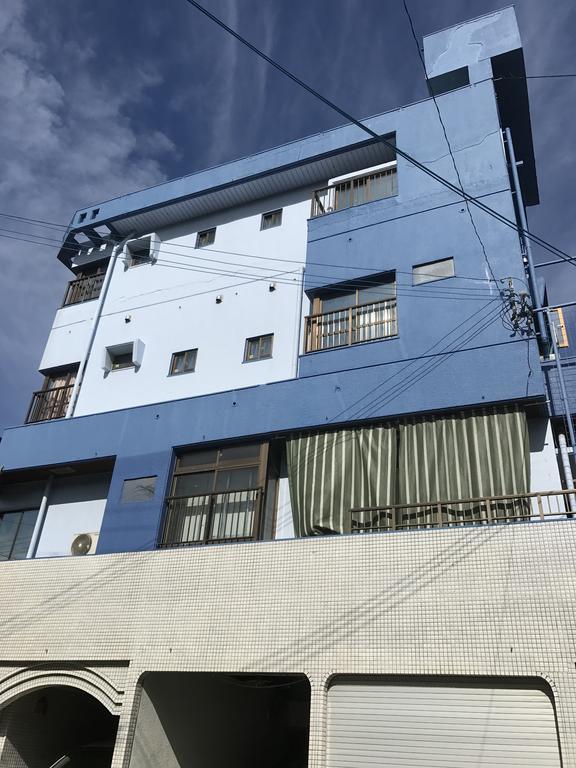 Отель Naha Beach House Экстерьер фото