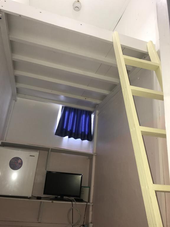 Отель Naha Beach House Экстерьер фото